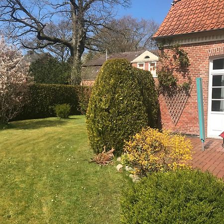 Haus Am Herrenwall Esens Exterior photo